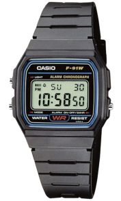 Casio F-91W - Sort retrour i resin med digitalt display og blå detalje